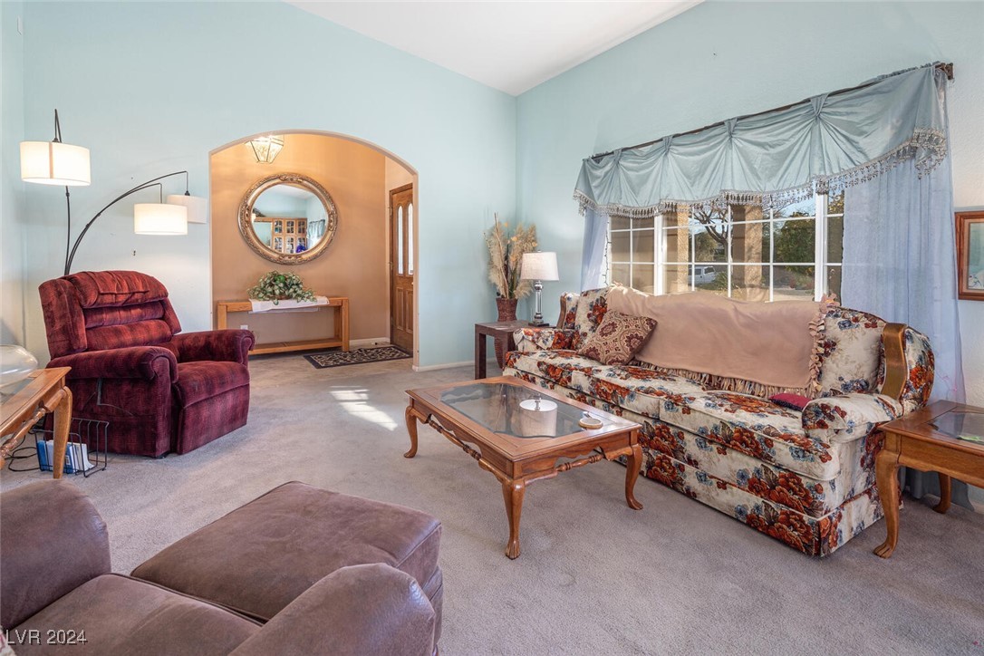 10140 West Tropical Parkway Property Photo 28