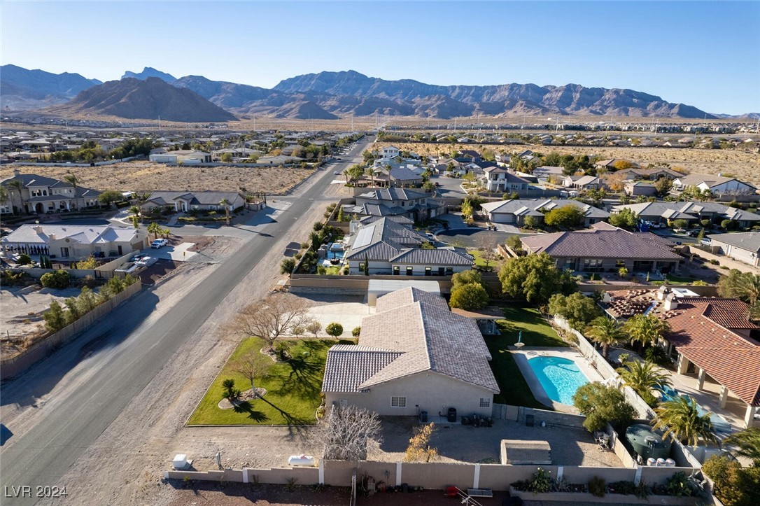 10140 West Tropical Parkway Property Photo 48
