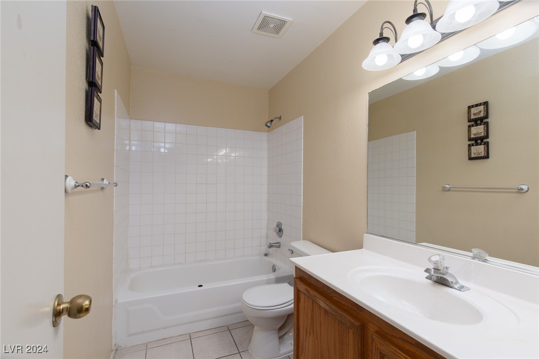 304 South Buffalo Drive 201 Property Photo 10