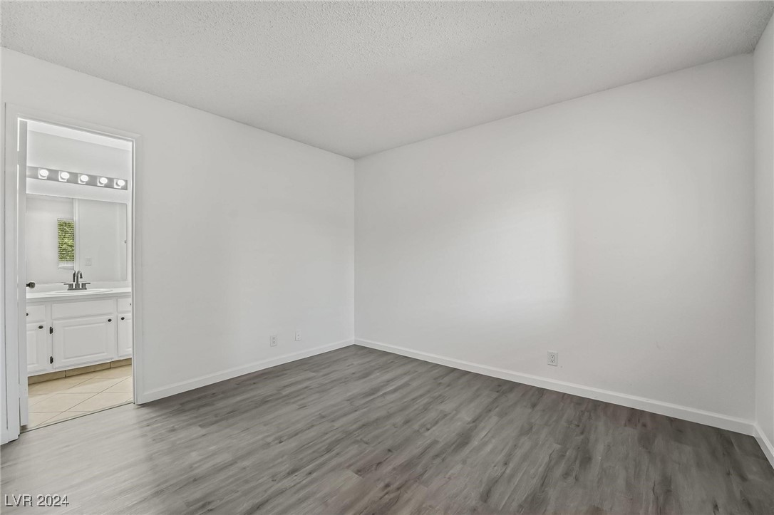 3151 Soaring Gulls Drive 2110 Property Photo 14