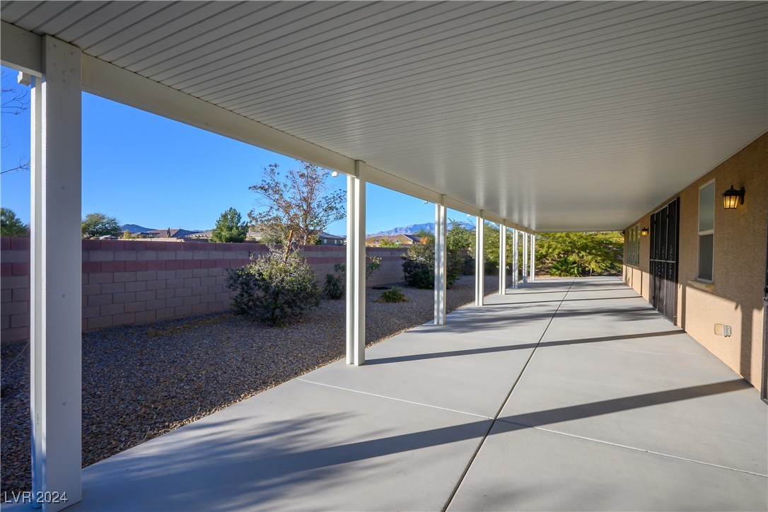 8243 Twin Rock Court Property Photo 26