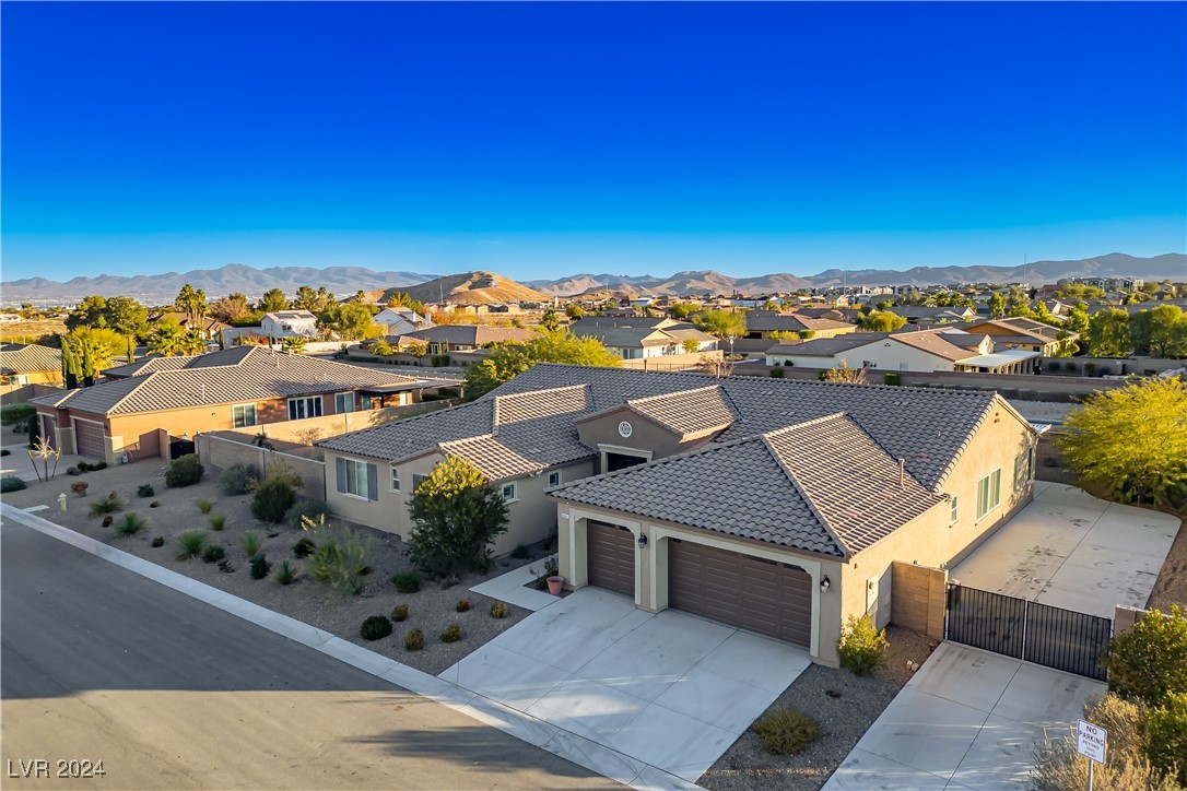 8243 Twin Rock Court Property Photo 37