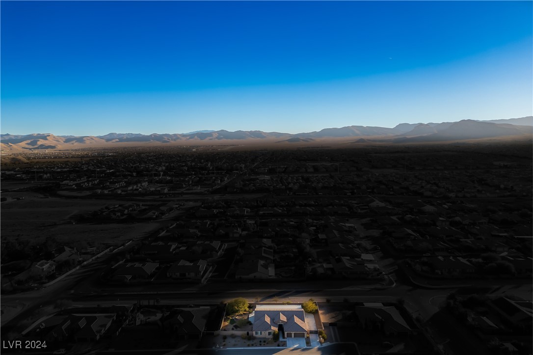 8243 Twin Rock Court Property Photo 41