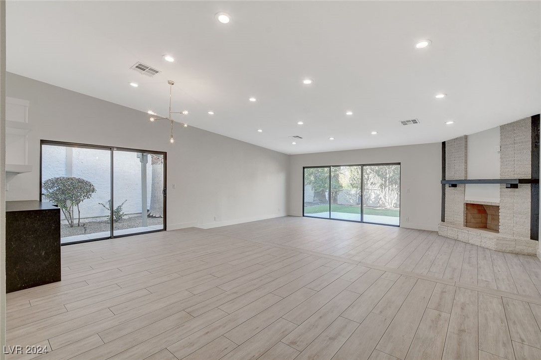 3012 Plaza De Rosa Property Photo 17