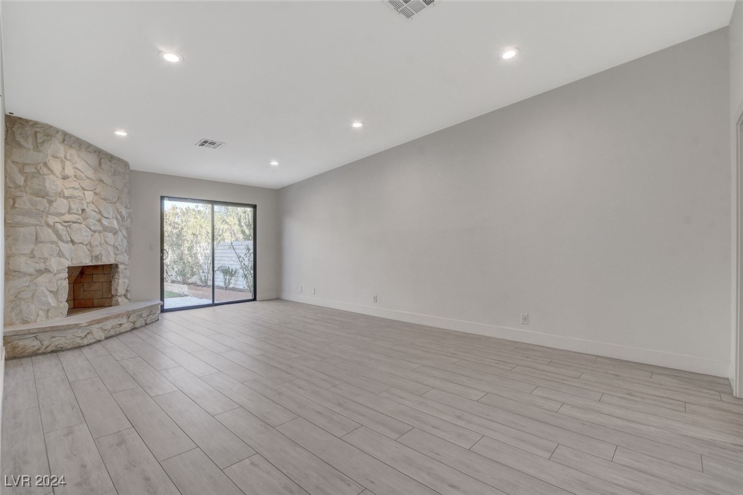 3012 Plaza De Rosa Property Photo 25