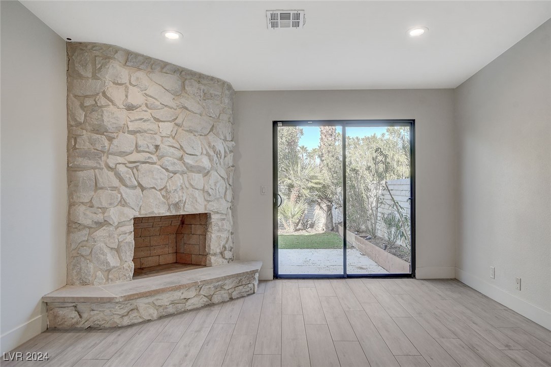 3012 Plaza De Rosa Property Photo 27