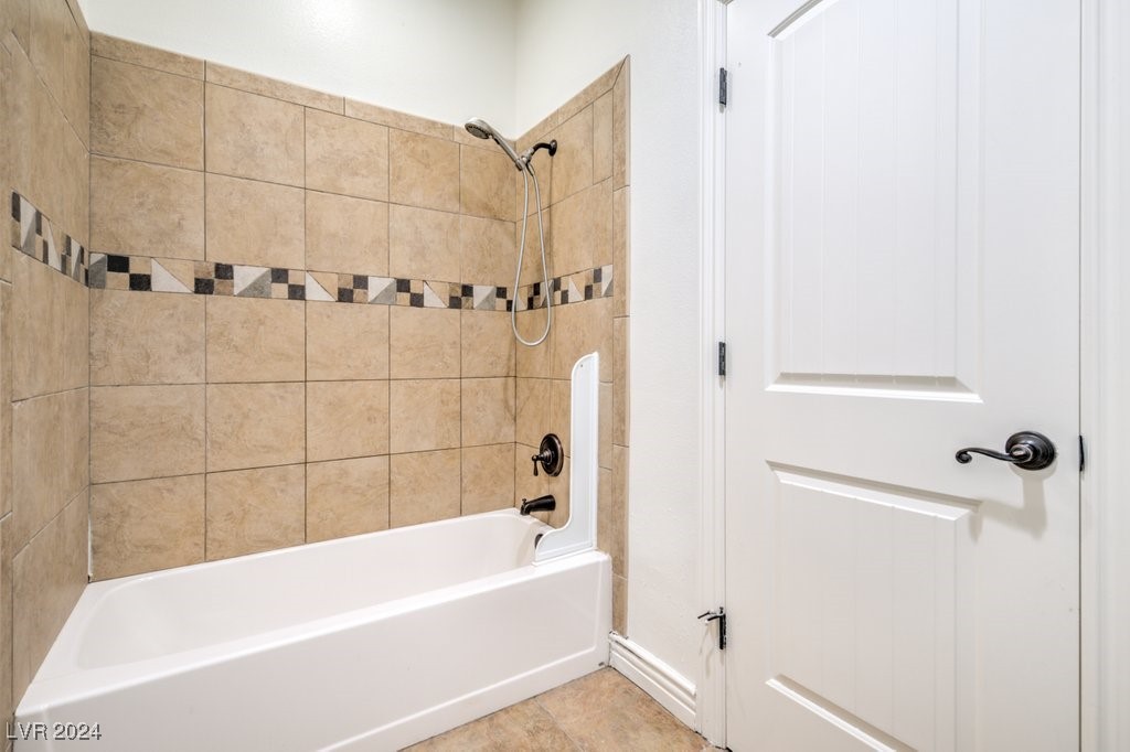 5396 Splendido Avenue Property Photo 39