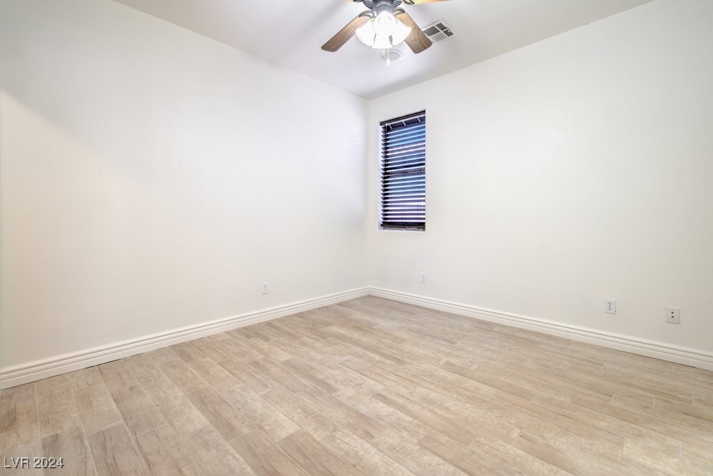 5396 Splendido Avenue Property Photo 40