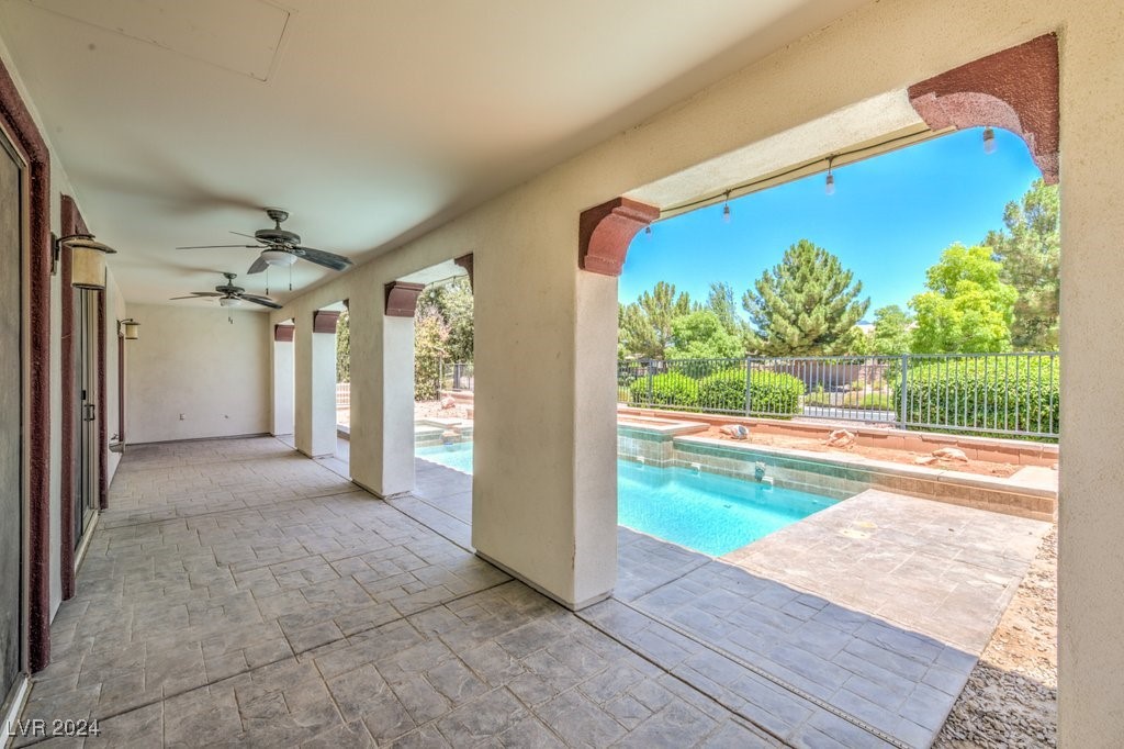5396 Splendido Avenue Property Photo 45