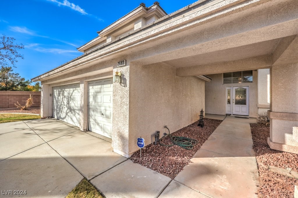2683 Regency Cove Court Property Photo 3