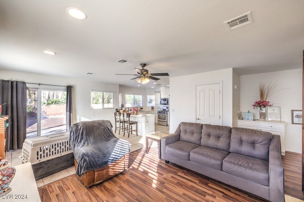 2683 Regency Cove Court Property Photo 11
