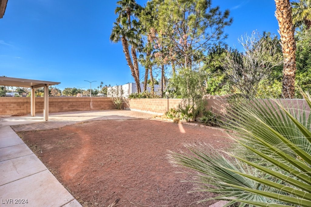 2683 Regency Cove Court Property Photo 33