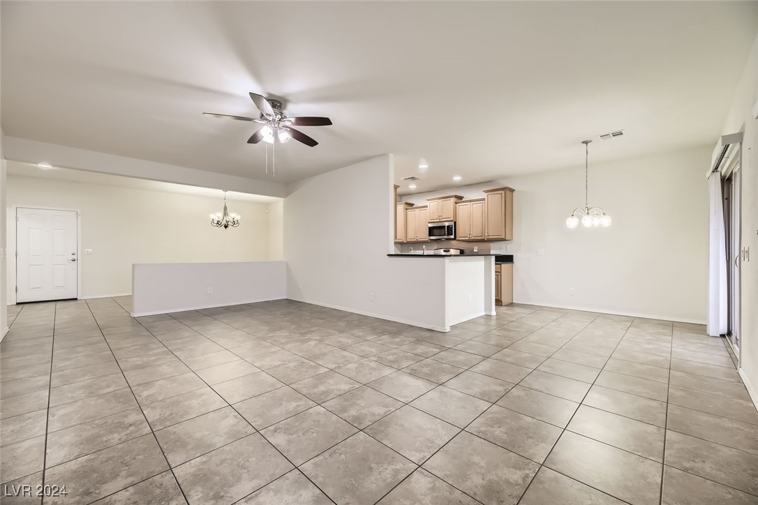 3306 American Mustang Court Property Photo 3