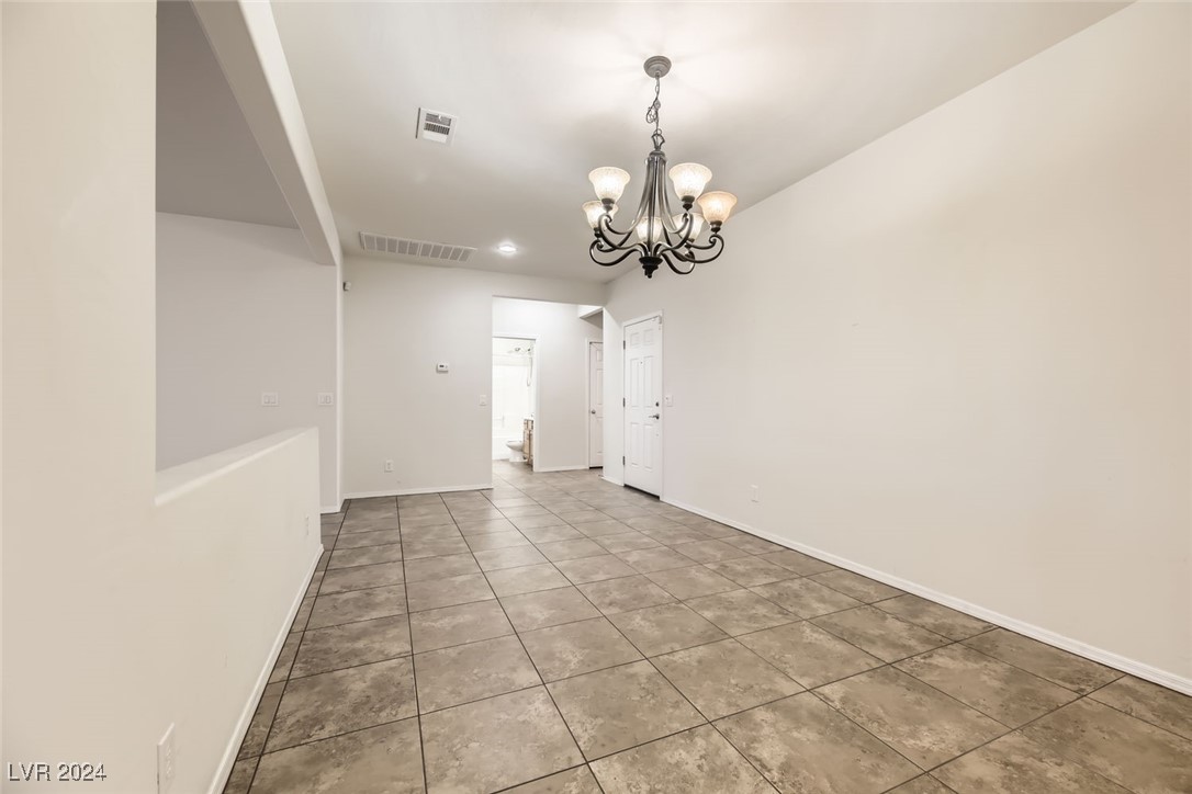 3306 American Mustang Court Property Photo 6