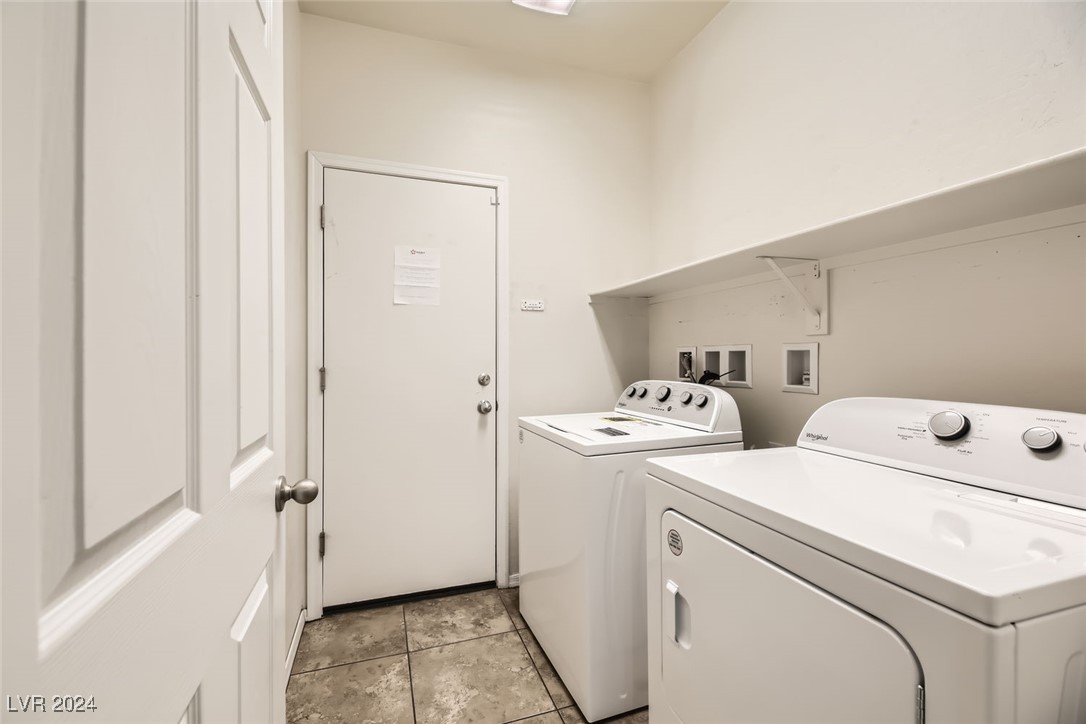 3306 American Mustang Court Property Photo 21