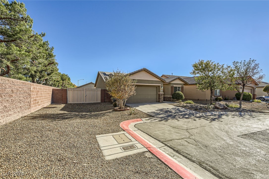 3306 American Mustang Court Property Photo 25