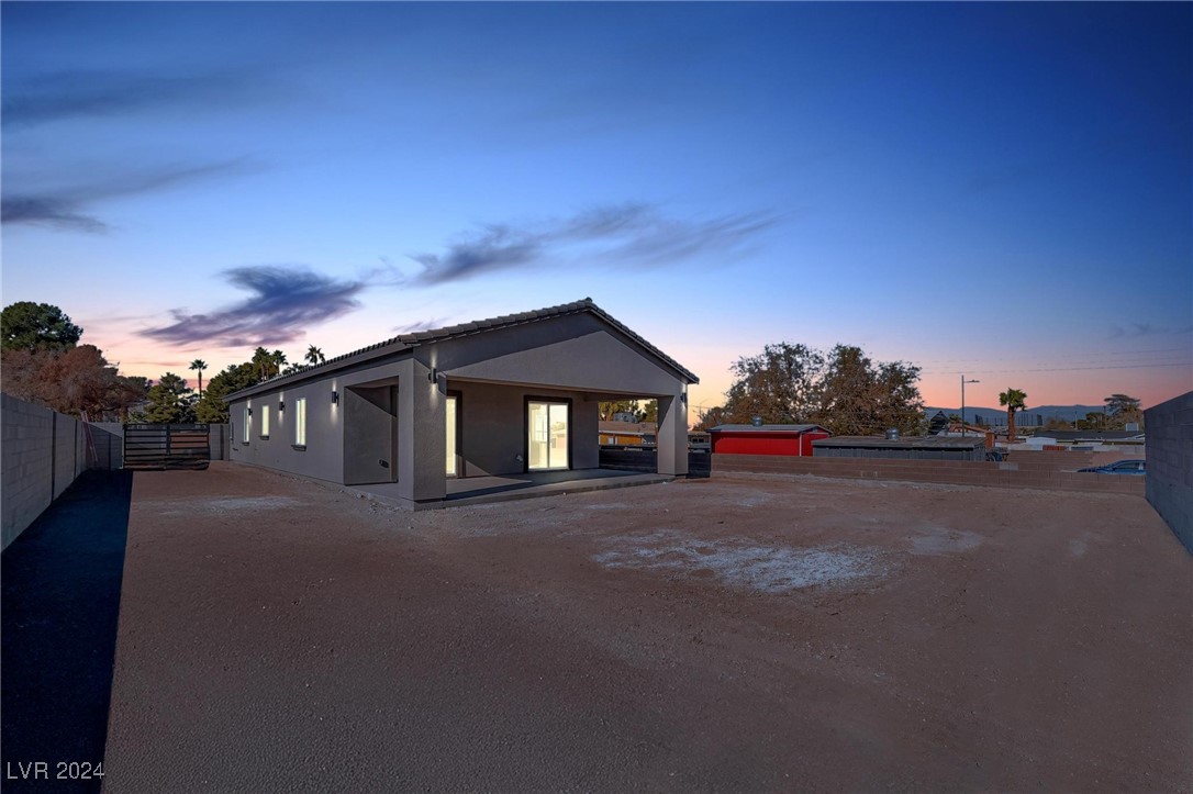 60 Pecos Street Property Photo 25