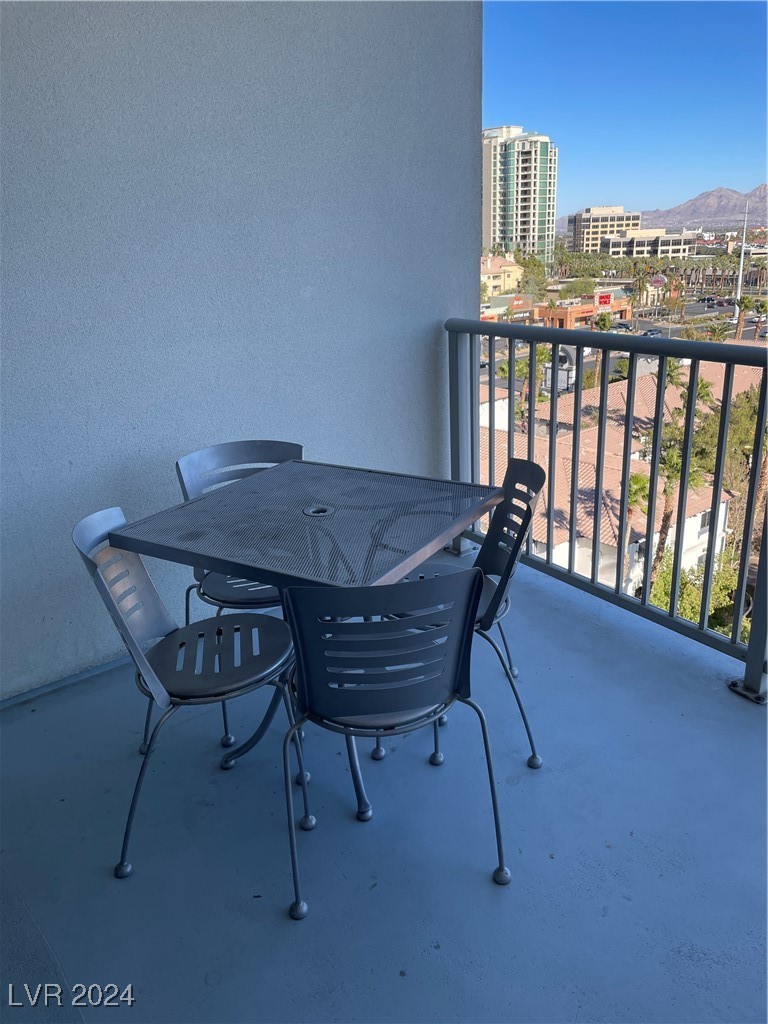 211 East Flamingo Road 614 Property Photo 28