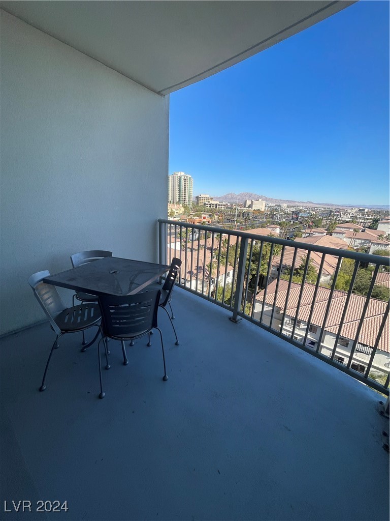 211 East Flamingo Road 614 Property Photo 29