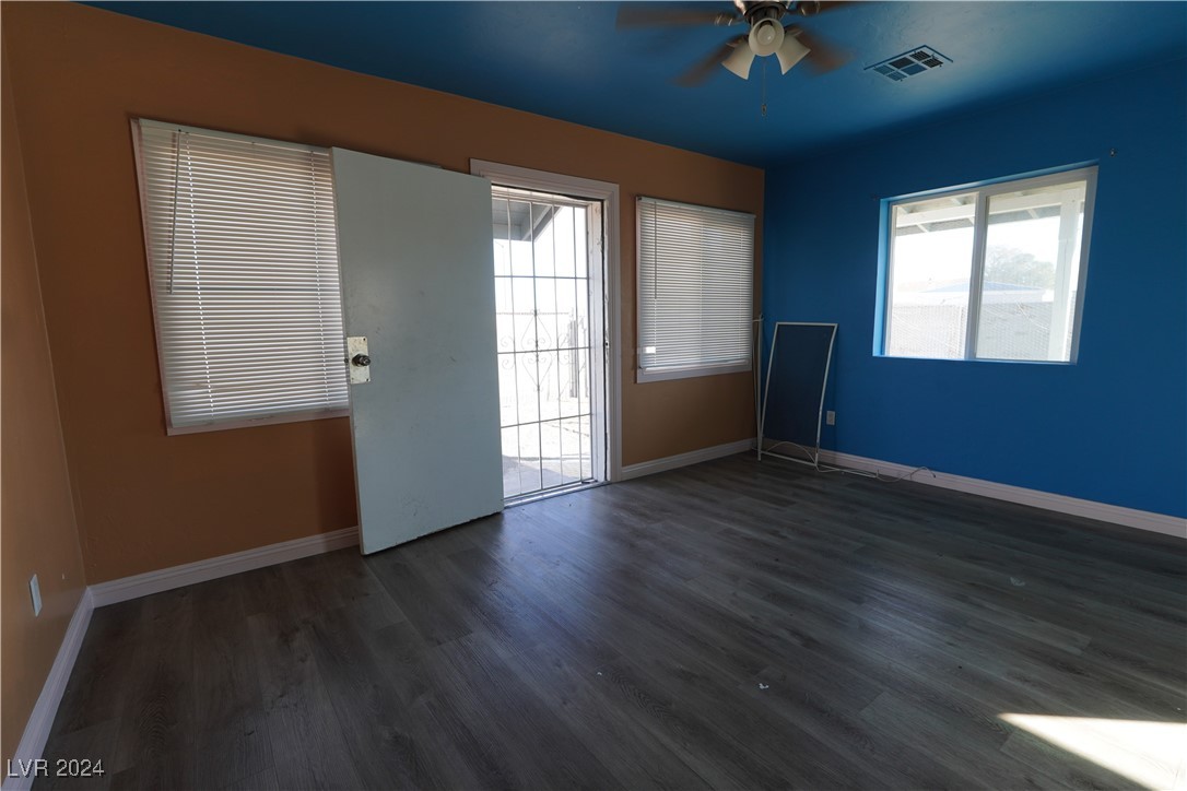 1934 Stanford Street Property Photo 16