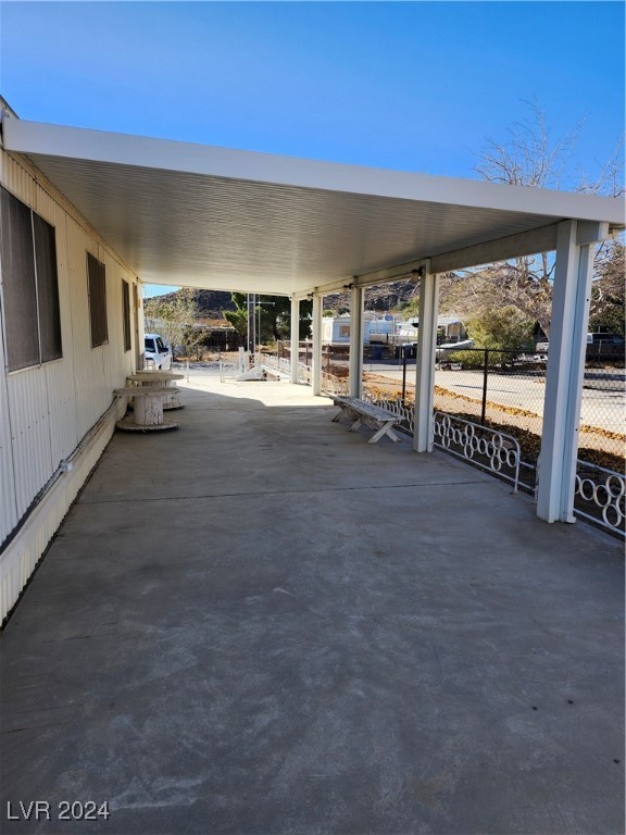 450 East Encinitas Street Property Photo 5