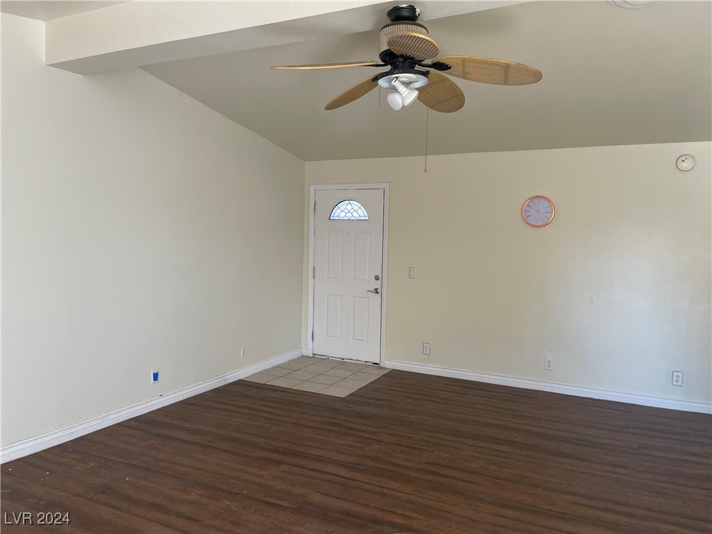 1812 Ryan Avenue Property Photo 6