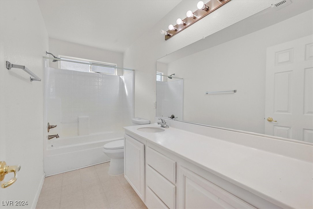 9570 Newton Grove Court Property Photo 14