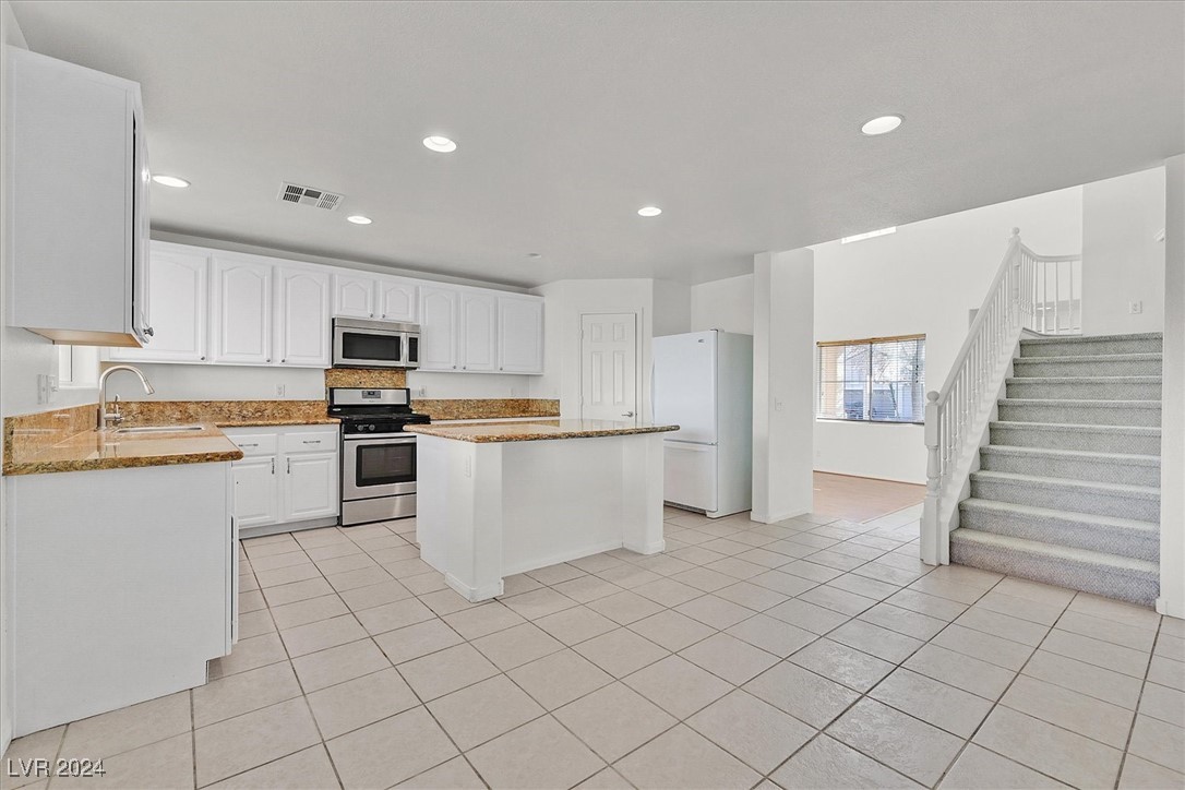 9570 Newton Grove Court Property Photo 25