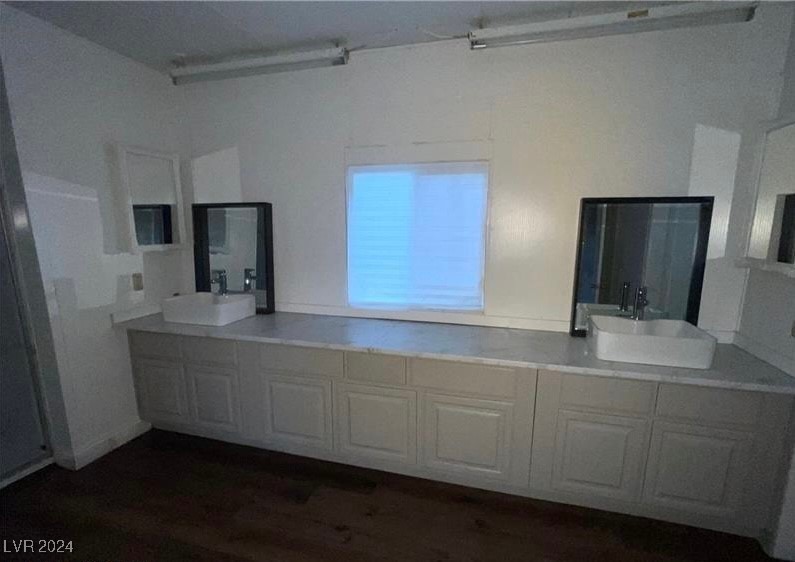 4217 Jasper Avenue Property Photo 17