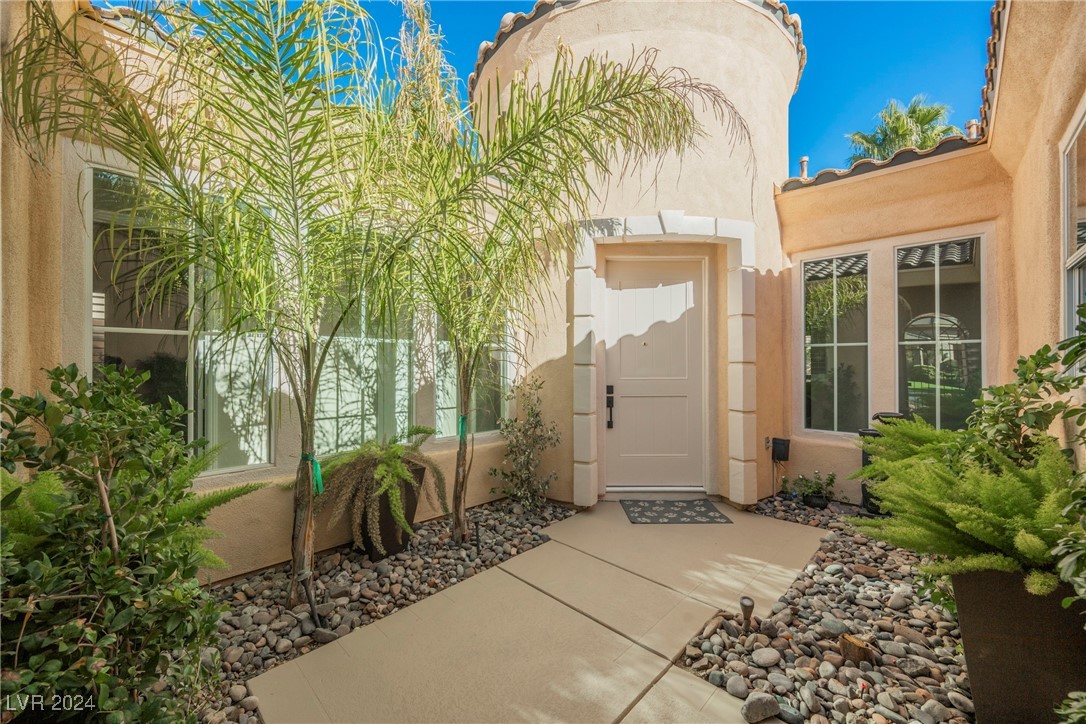 2824 Evening Rock Street Property Photo 6