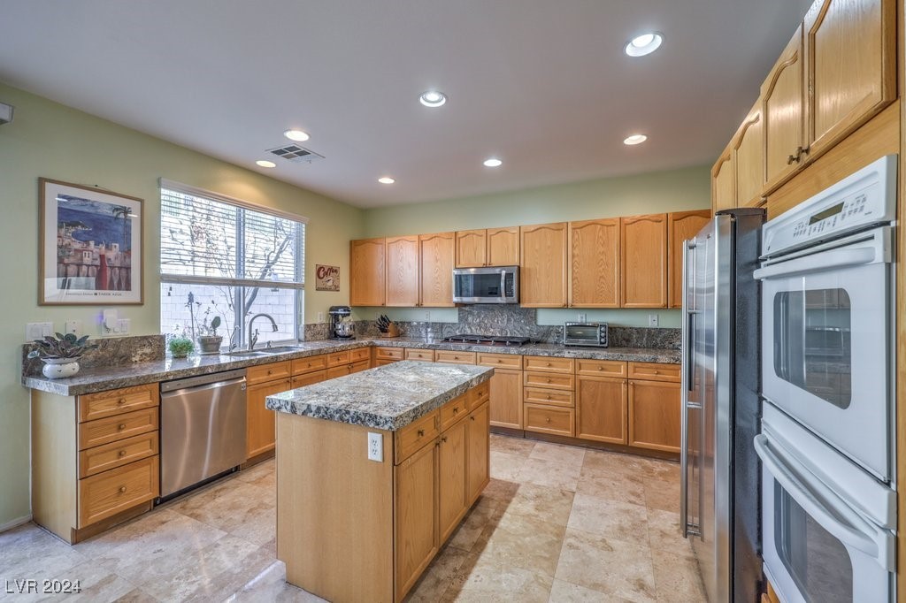 1590 Sabatini Drive Property Photo 8