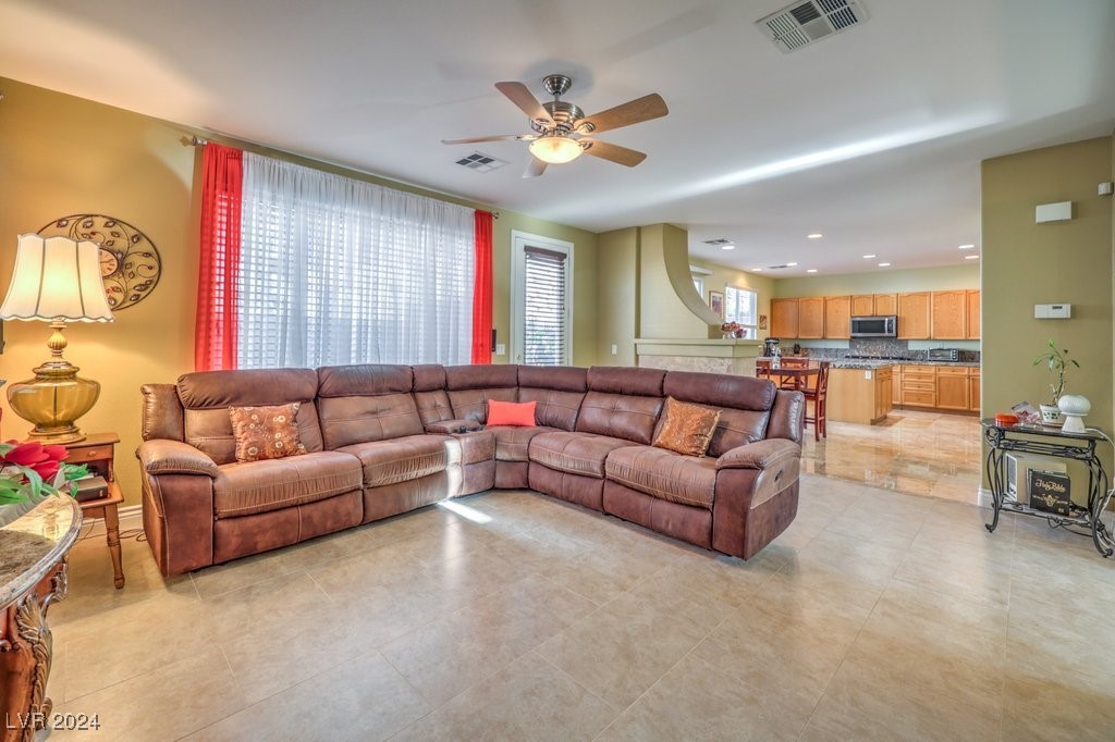1590 Sabatini Drive Property Photo 19
