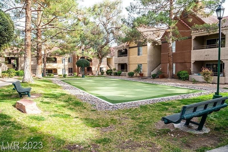 2200 South Fort Apache Road 2216 Property Photo 8