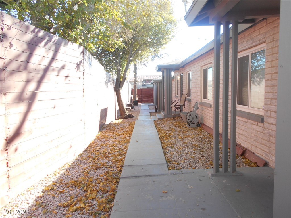 312 South Maryland Parkway 1 Property Photo 17