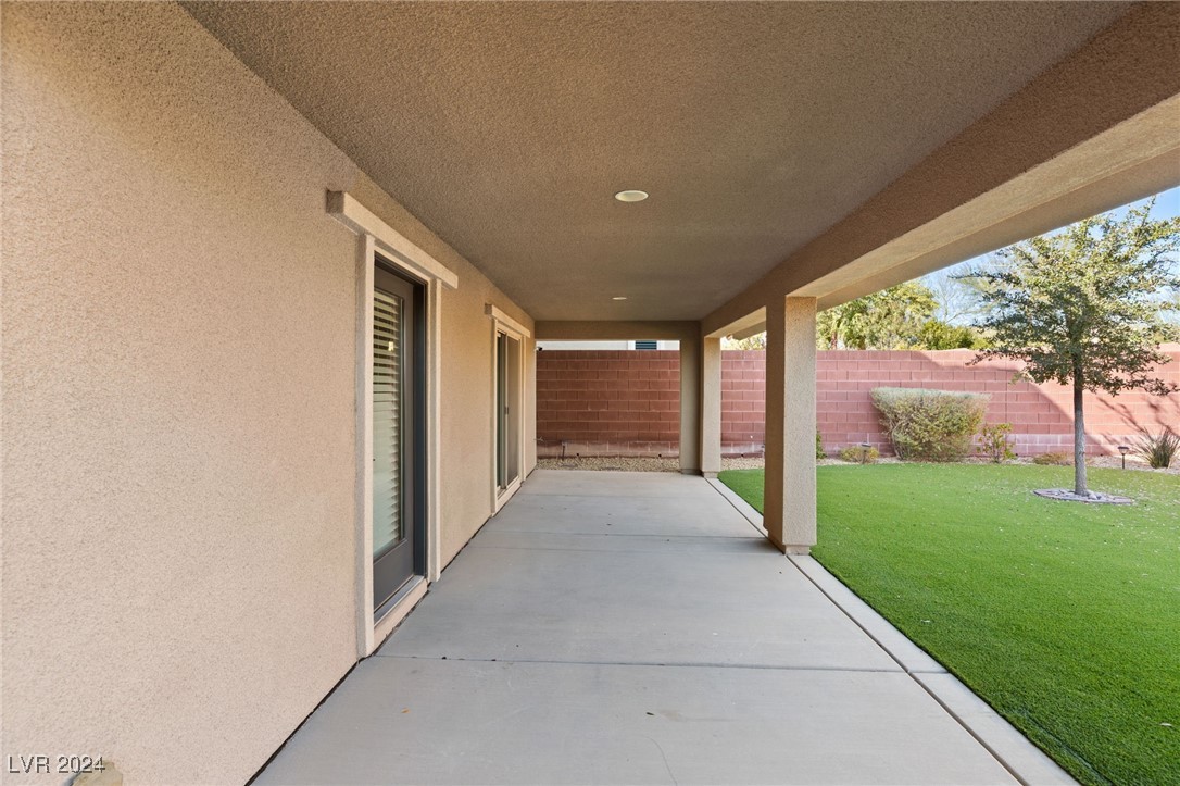 5590 Trilling Bird Drive Property Photo 37