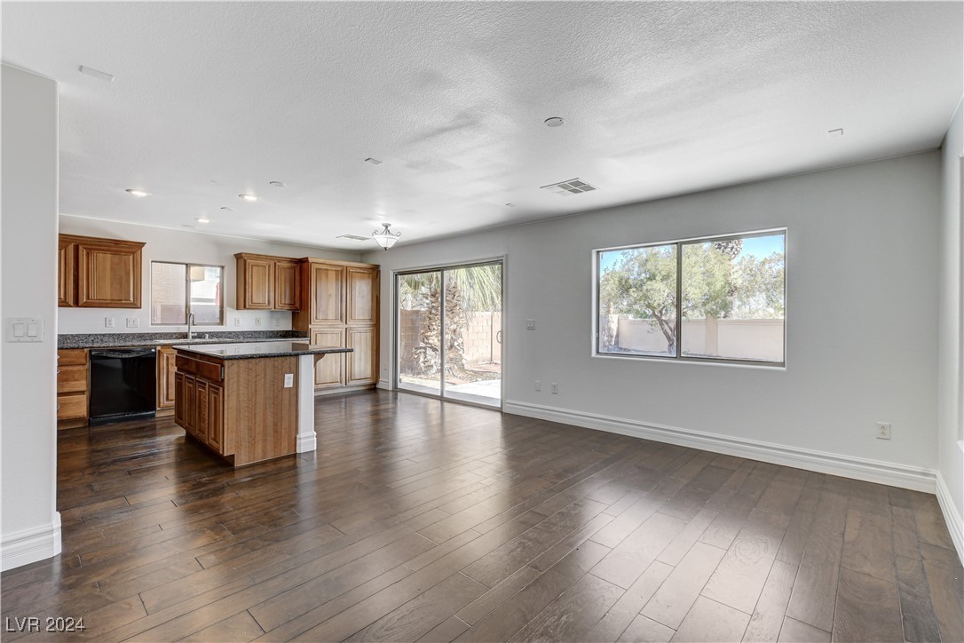 4788 Frankfurt Court Property Photo 8