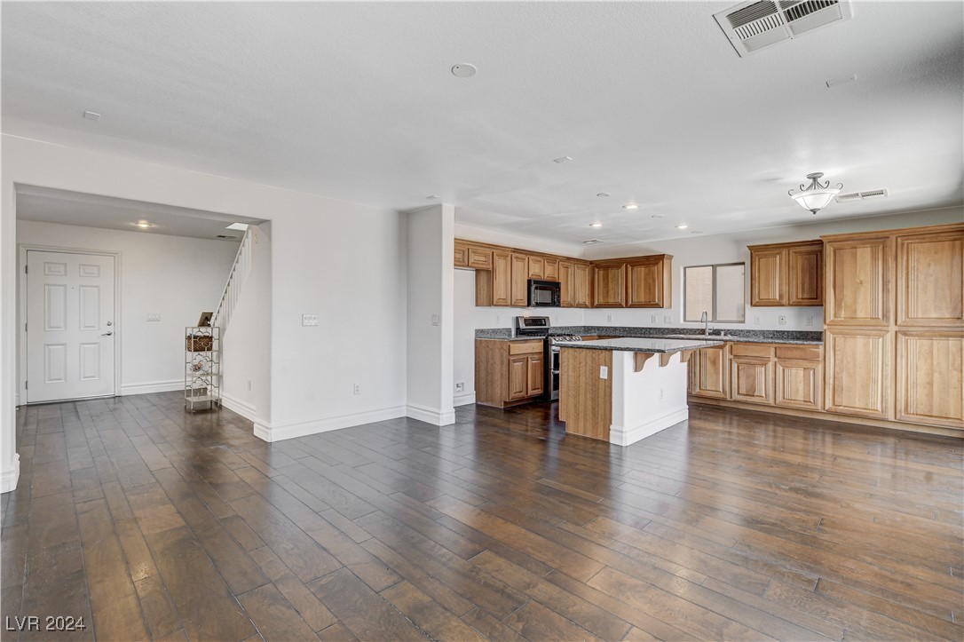 4788 Frankfurt Court Property Photo 11