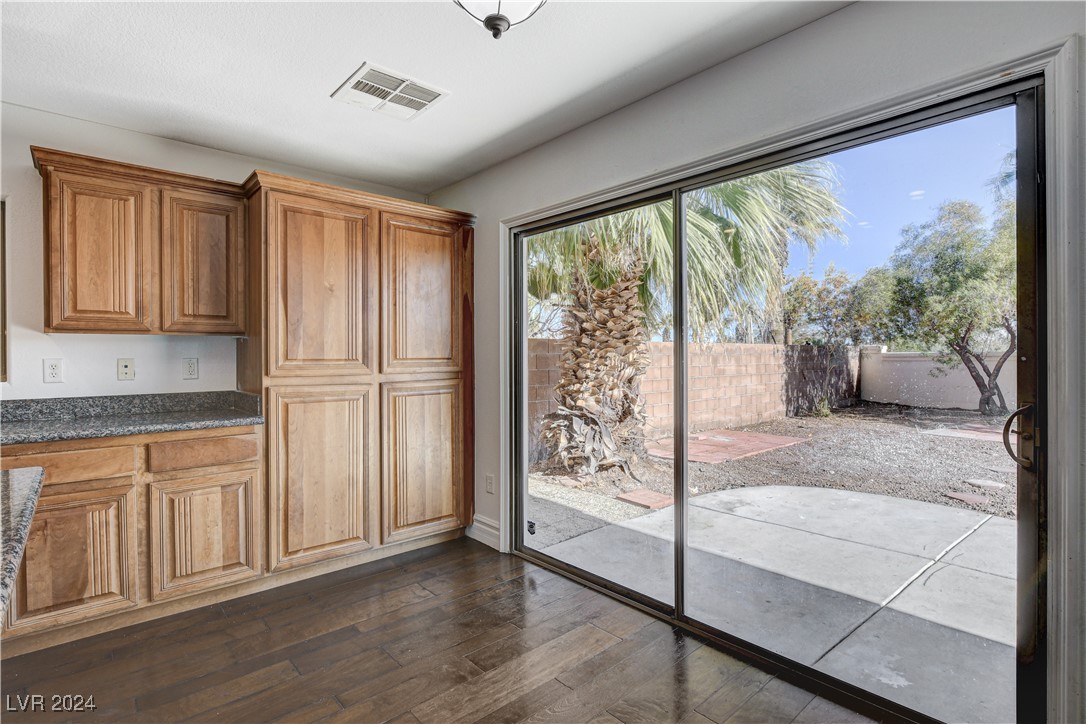 4788 Frankfurt Court Property Photo 18