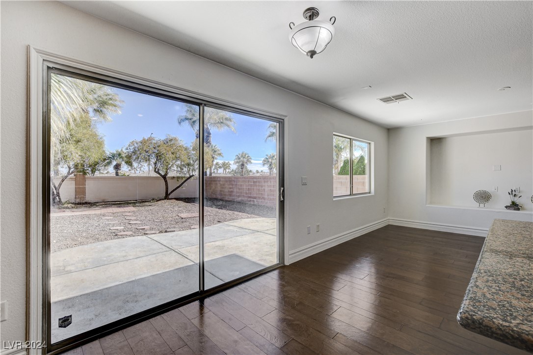 4788 Frankfurt Court Property Photo 21