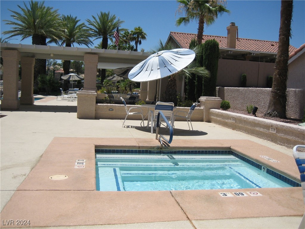 7955 Canto Avenue Property Photo 7
