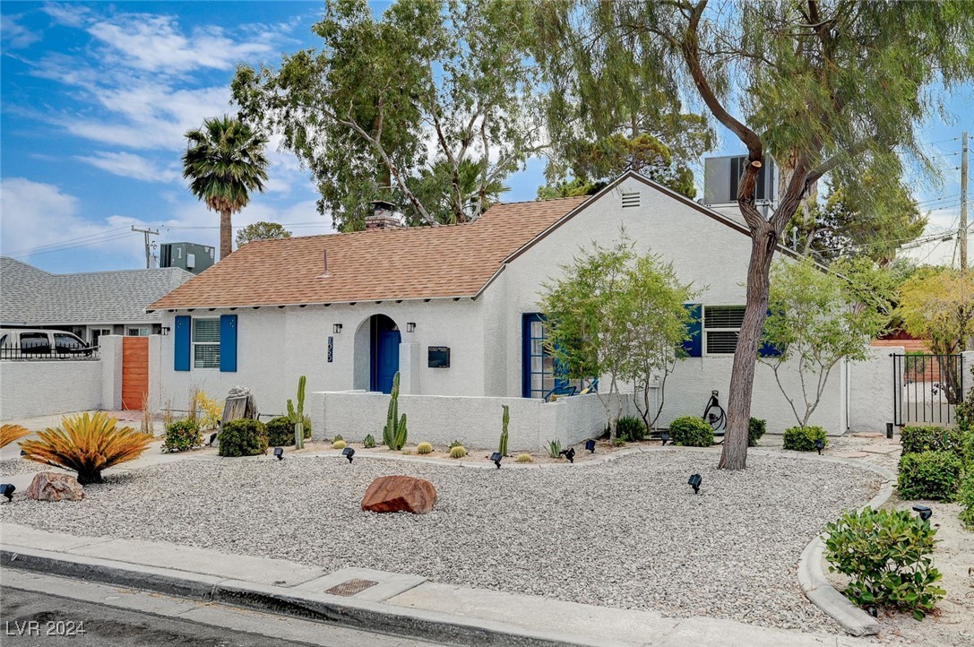 1050 Bracken Avenue Property Photo 3