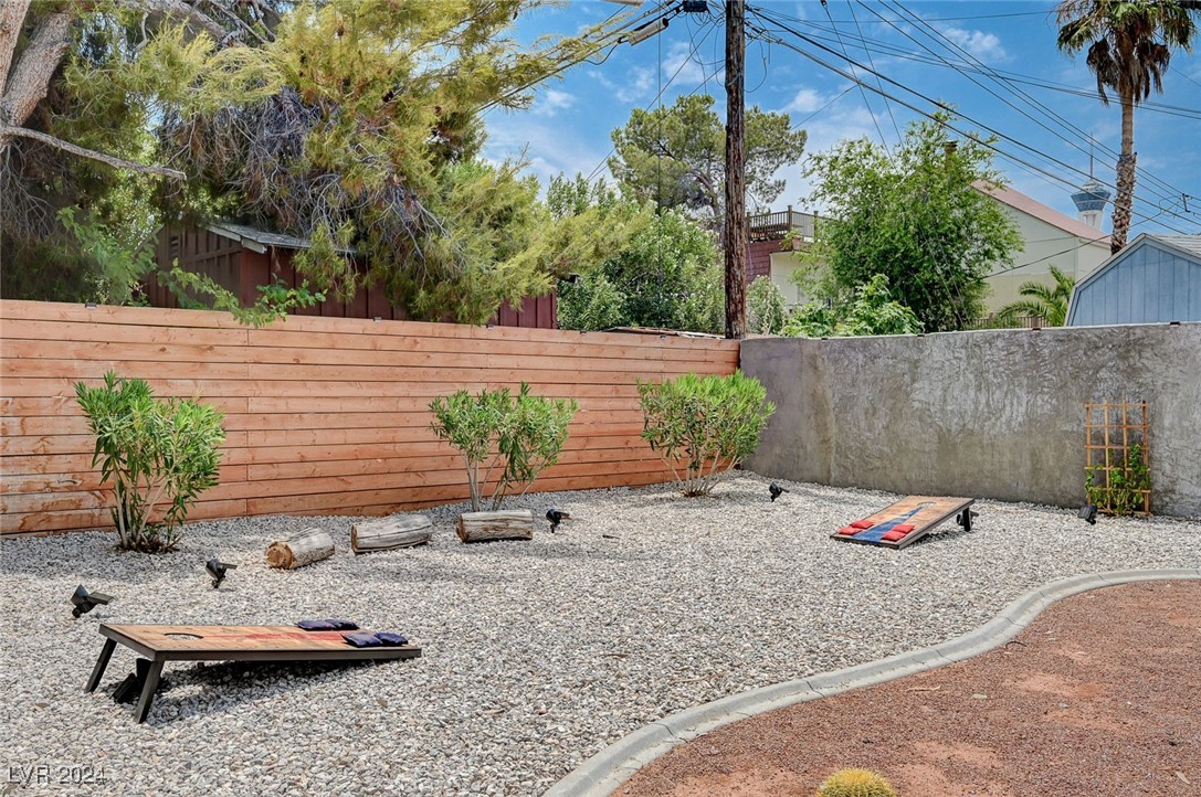 1050 Bracken Avenue Property Photo 21