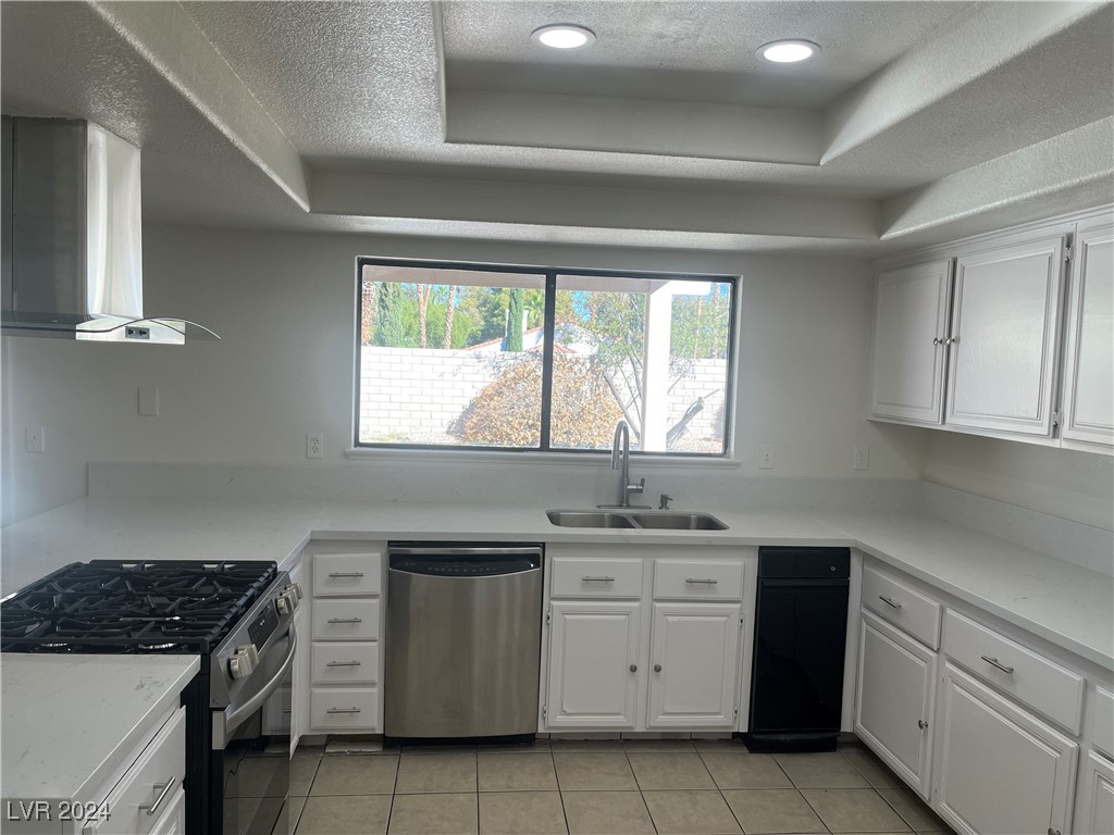 414 Ackerman Lane Property Photo 11