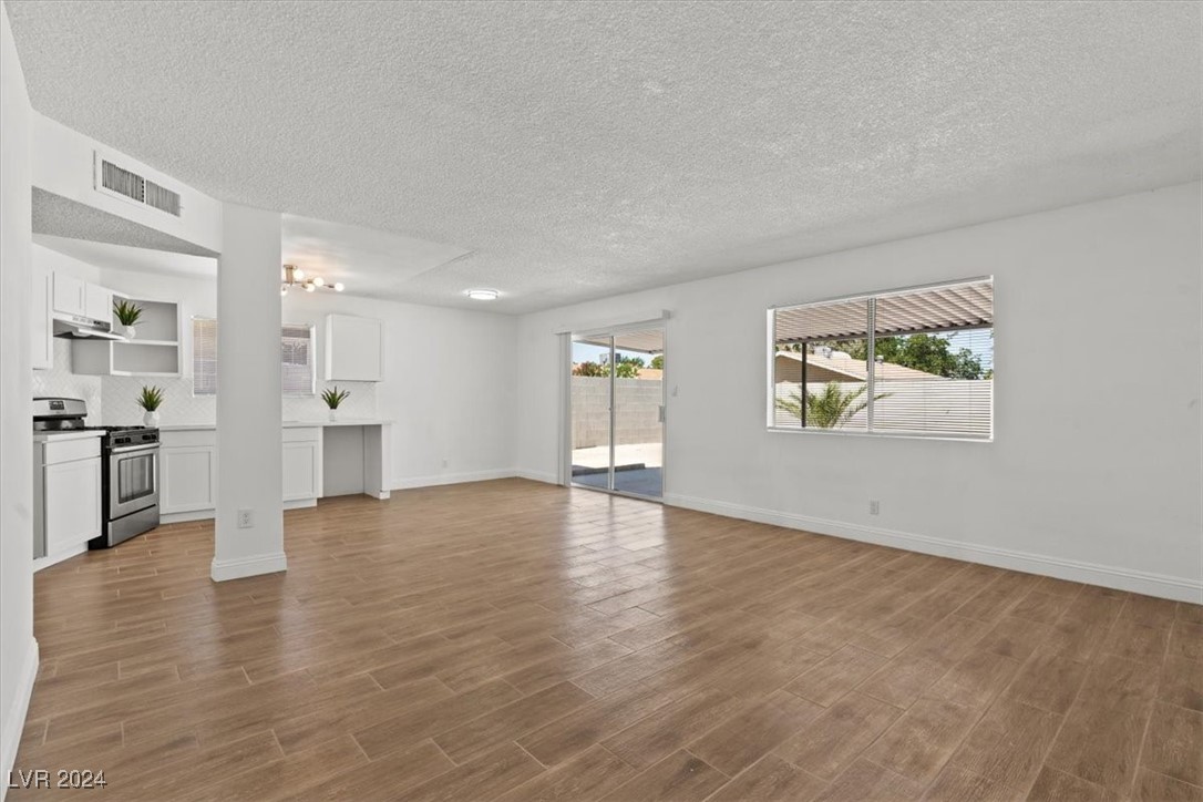 5111 Orinda Avenue Property Photo 4