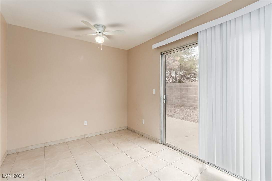 7556 Kalmalii Avenue Property Photo 12