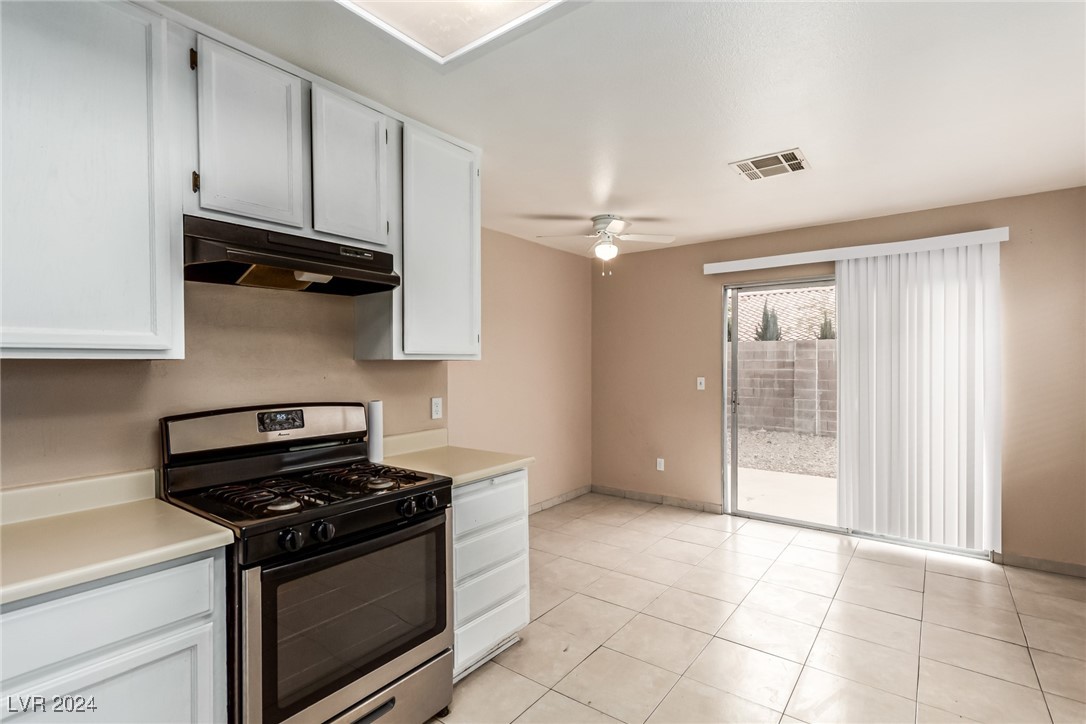 7556 Kalmalii Avenue Property Photo 14