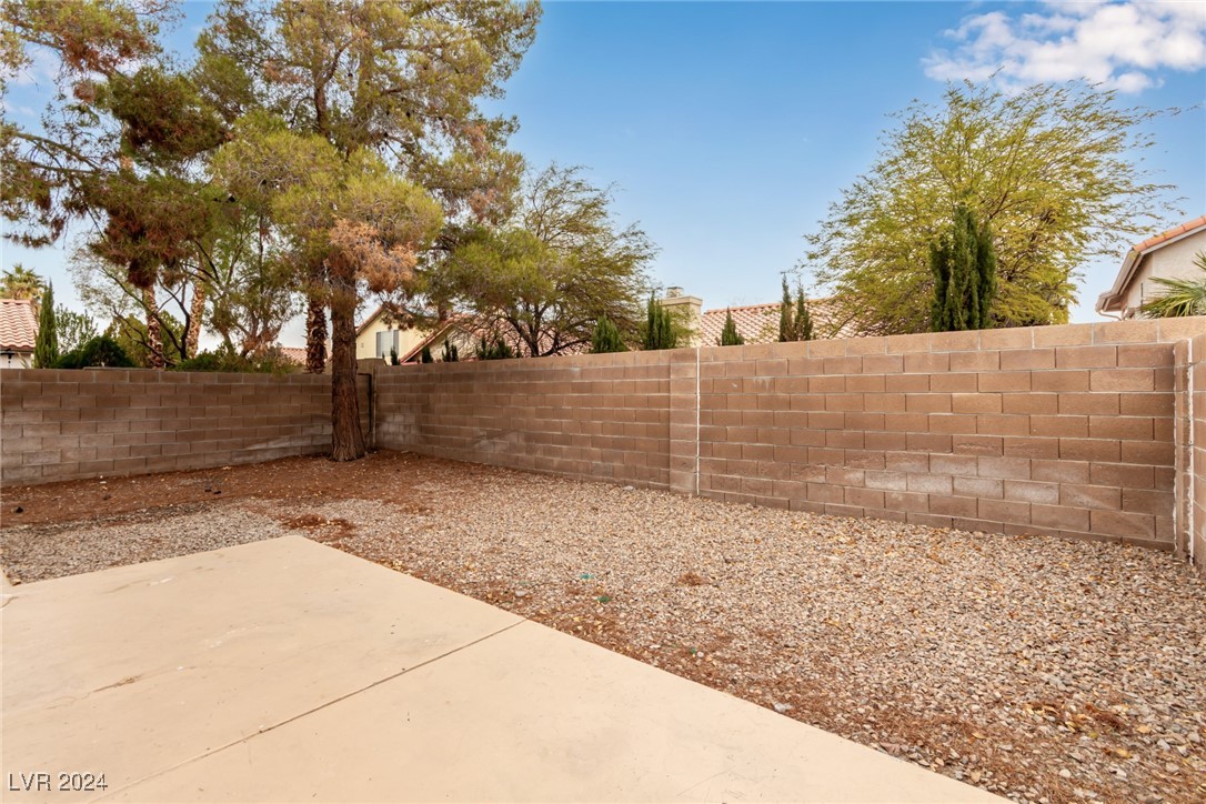 7556 Kalmalii Avenue Property Photo 32