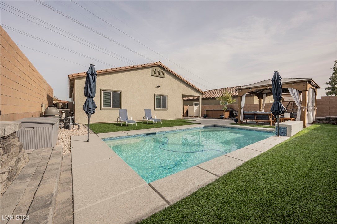 10311 Sequoia Falls Place Property Photo 52