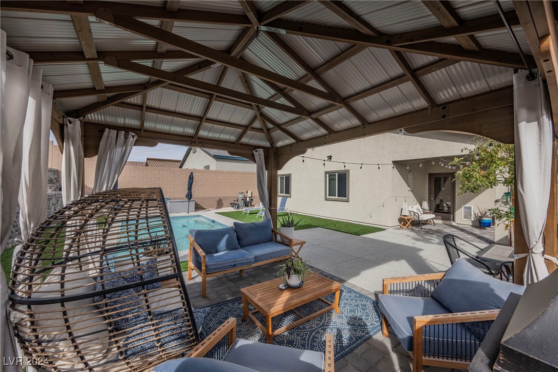 10311 Sequoia Falls Place Property Photo 58
