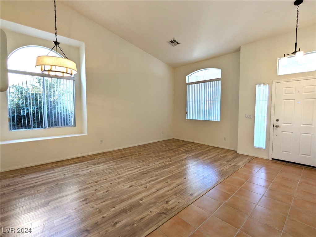 9728 Echo Hills Drive Property Photo 9